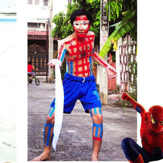 Illustration for article titled The Internet's Most "Terrible" Cosplay Is Still the Most Amusing